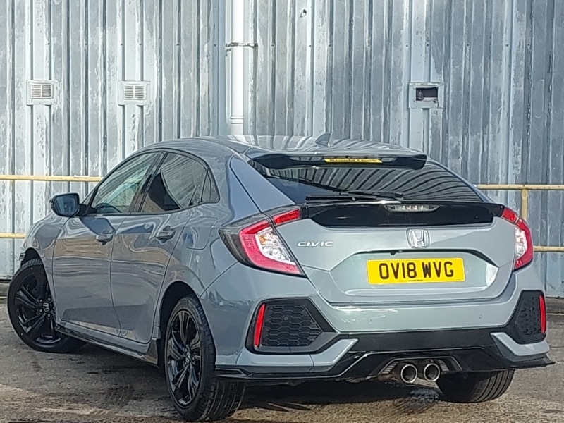 Used Honda Civic 2018 for sale - 76471581: Photo 3