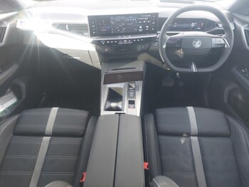 Used Vauxhall Grandland 2024 for sale - 78147104: Photo