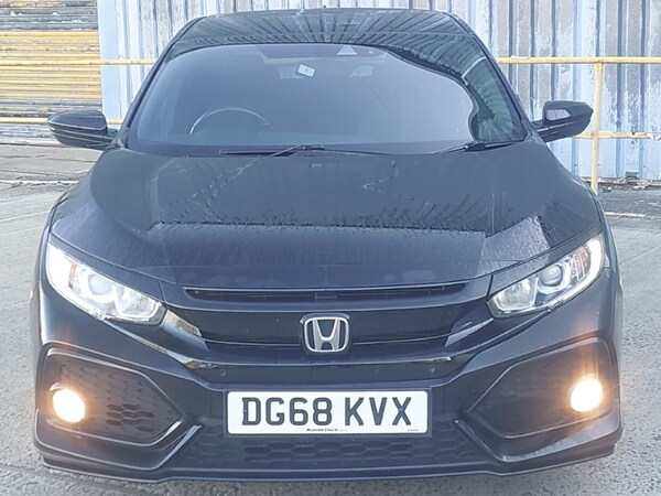 Used Honda Civic 2018 for sale - 76055341: Photo 12