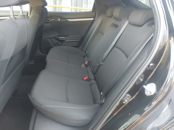 Used Honda Civic 2018 for sale - 76055341: Photo 6