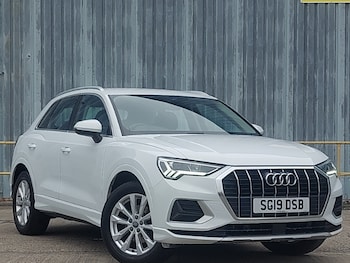 Used Audi Q3 2019 for sale - 76901942: Photo