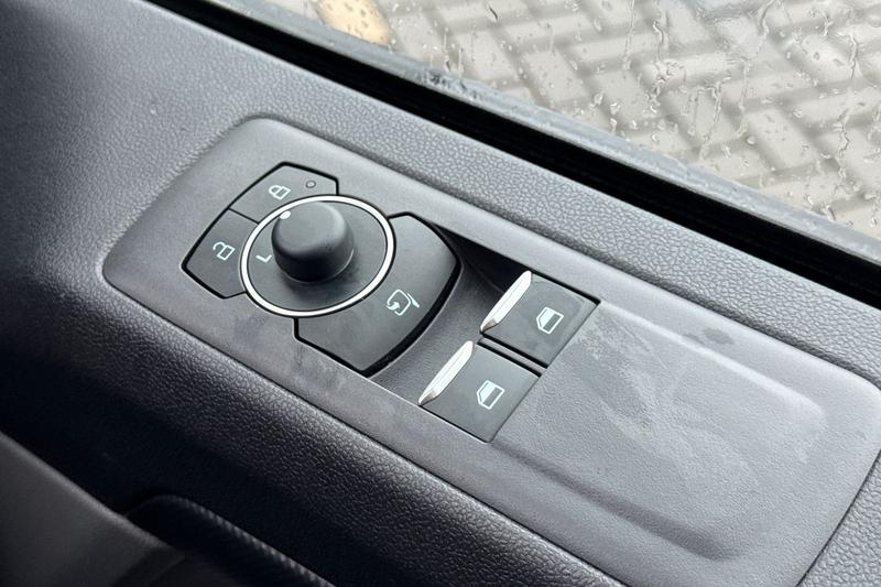 Used Ford Transit Custom 2025 for sale - 77435049: Photo 28