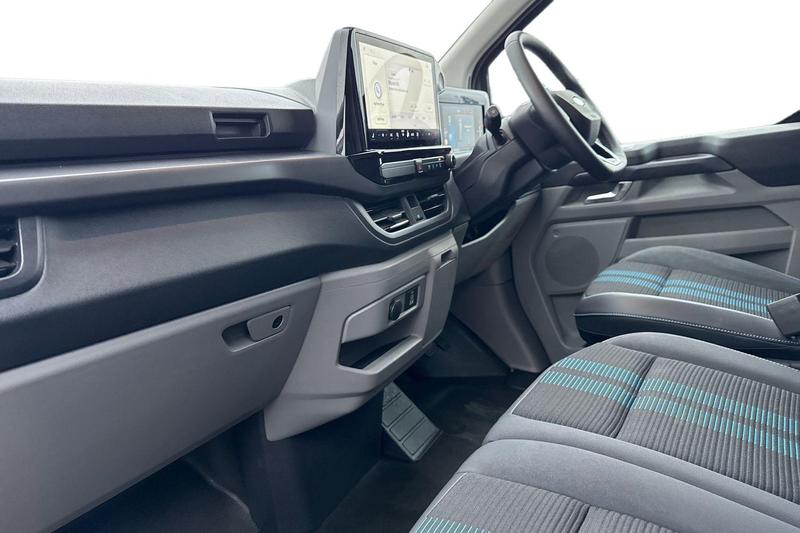 Used Ford Transit Custom 2025 for sale - 77435049: Photo 3