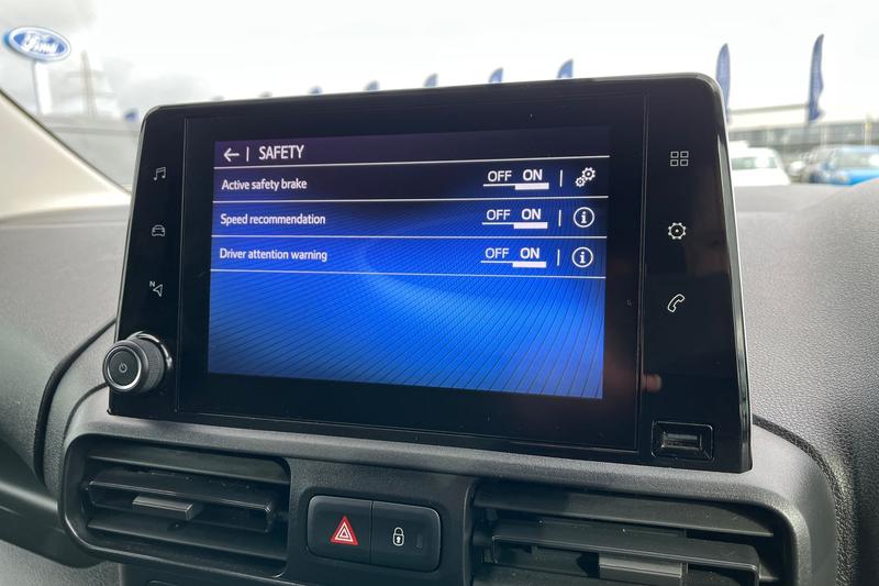 Used Toyota ProAce 2024 for sale - 77649969: Photo 14