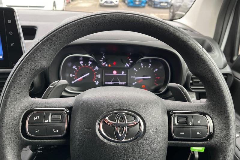 Used Toyota ProAce 2024 for sale - 77649969: Photo 32