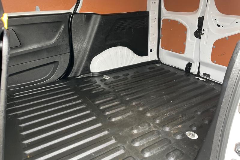 Used Toyota ProAce 2024 for sale - 77649969: Photo 4