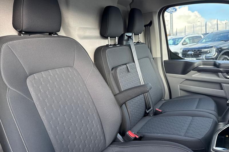Used Ford Transit Custom 2025 for sale - 76355492: Photo 10