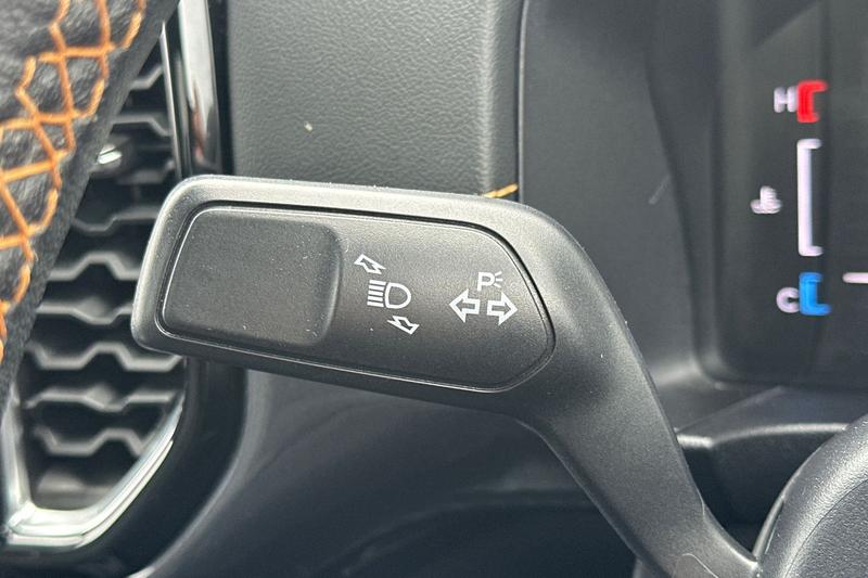 Vehicle 33