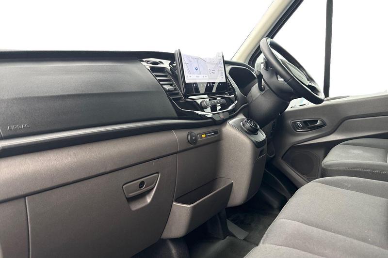 Used Ford Transit 2024 for sale - 76931295: Photo 3