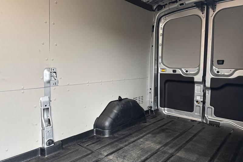 Used Ford Transit 2024 for sale - 76931295: Photo 4