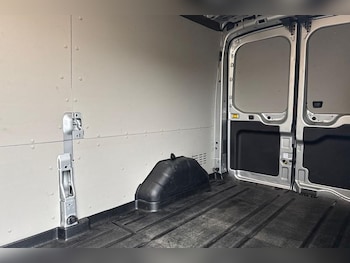 Used Ford Transit 2024 for sale - 76931295: Photo