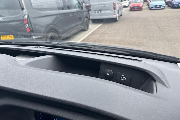 Used Ford Transit 2025 for sale - 76234704: Photo 32