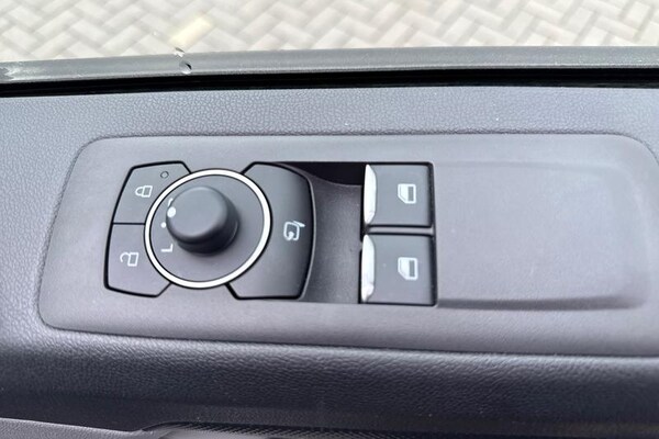 Used Ford Transit Custom 2024 for sale - 75222909: Photo 15