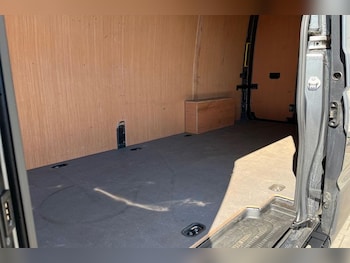 Used Volkswagen Crafter 2024 for sale - 78529848: Photo