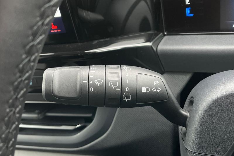 Used Ford Tourneo Custom 2025 for sale - 77746895: Photo 28