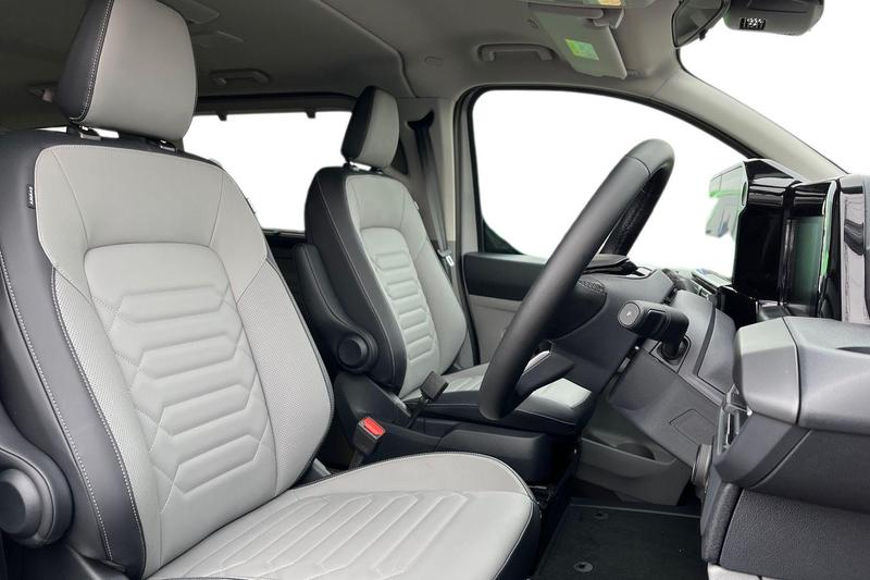 Used Ford Tourneo Custom 2025 for sale - 77746895: Photo 9