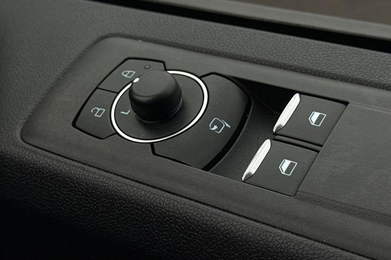 Used Ford Transit Custom 2025 for sale - 76904512: Photo 35