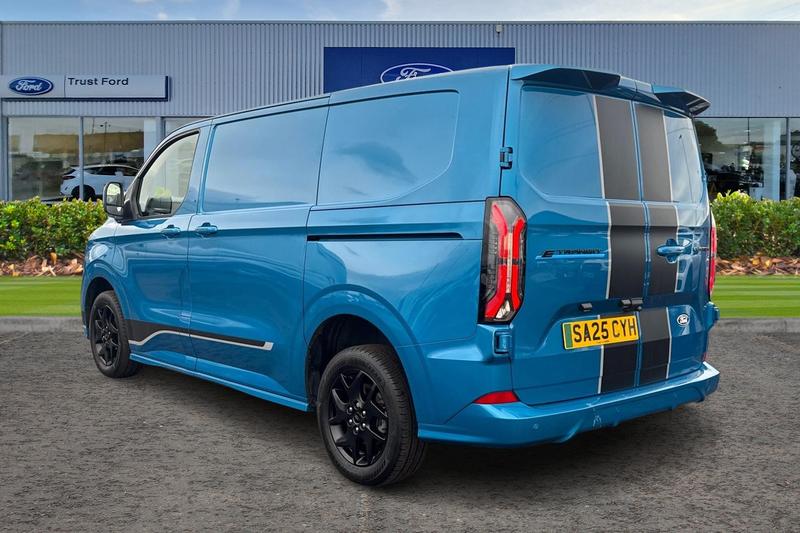 Used Ford Transit Custom 2025 for sale - 77282638: Photo 2