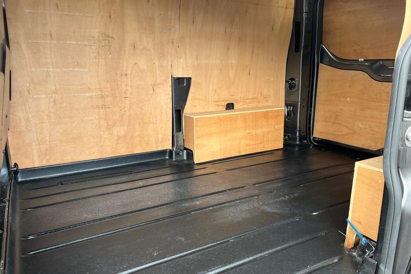 Used Ford Transit Custom 2022 for sale - 77834410: Photo 4