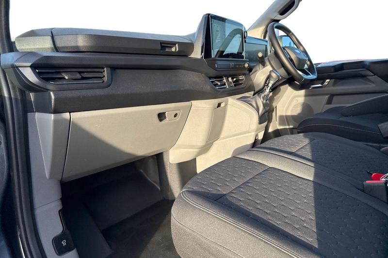 Used Ford Transit Custom 2025 for sale - 76819283: Photo 3