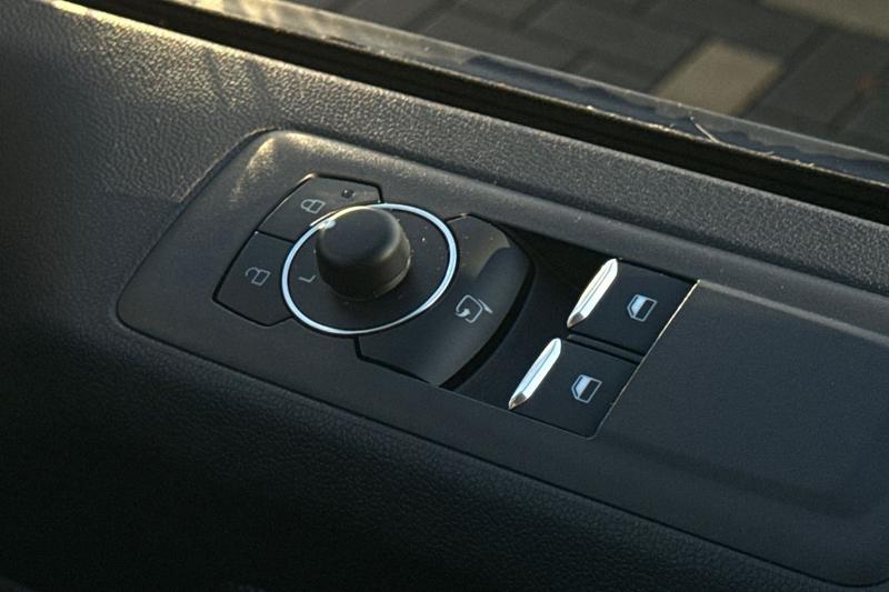 Used Ford Transit Custom 2024 for sale - 76568449: Photo 37