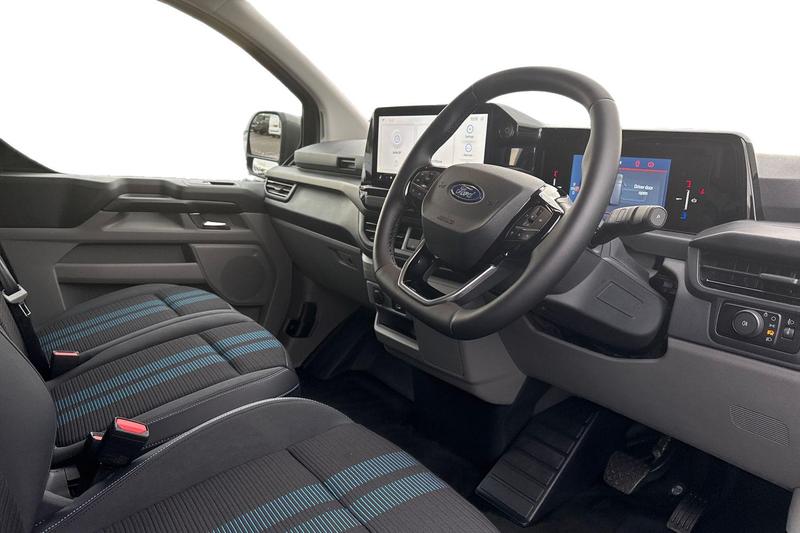 Used Ford E-Transit 2025 for sale - 76904511: Photo 13