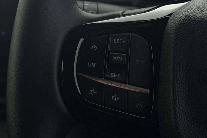 Used Ford E-Transit 2025 for sale - 76904511: Photo 24