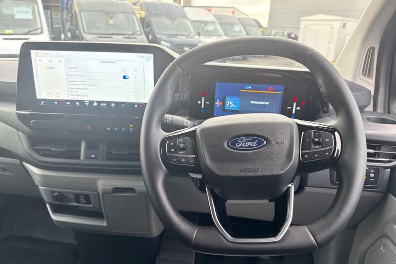 Used Ford E-Transit 2025 for sale - 76904511: Photo 36