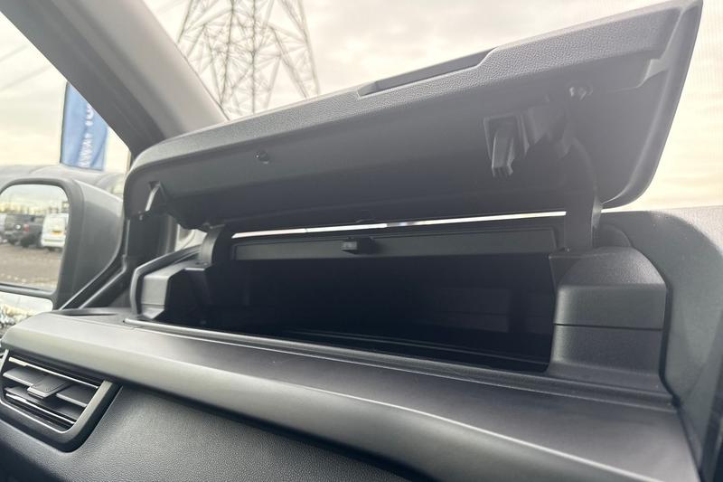 Used Ford E-Transit 2025 for sale - 76904511: Photo 37