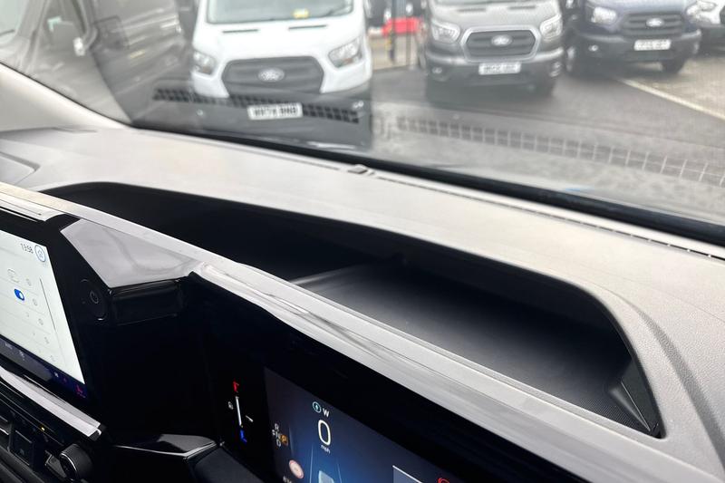 Used Ford E-Transit 2025 for sale - 76904511: Photo 39