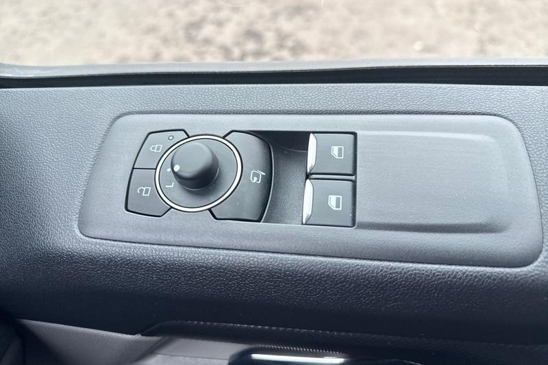 Used Ford Transit Custom 2025 for sale - 76285389: Photo 37