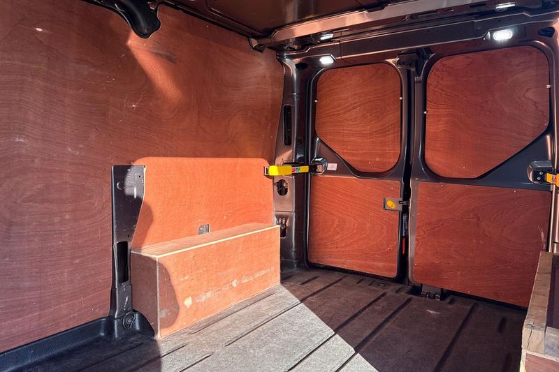 Used Ford Transit Custom 2022 for sale - 76703214: Photo 4