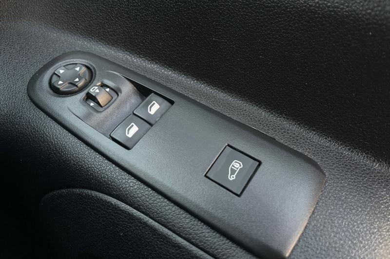 Used Peugeot Partner 2020 for sale - 77653778: Photo 28