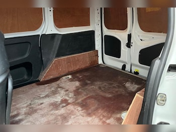 Used Peugeot Partner 2020 for sale - 77653778: Photo