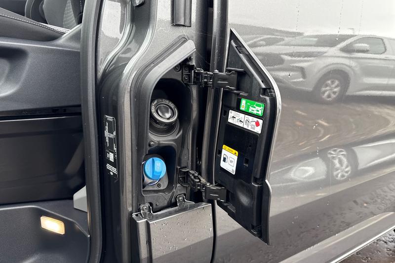 Used Ford Transit Custom 2025 for sale - 76458521: Photo 7