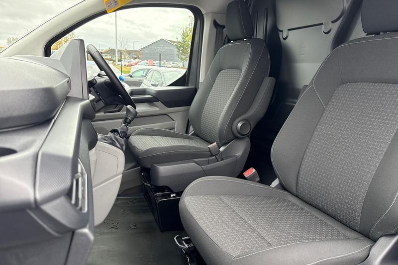 Used Ford Transit Custom 2025 for sale - 76458521: Photo 9