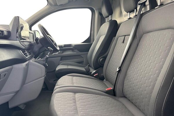 Used Ford Transit Custom 2024 for sale - 75997477: Photo 9