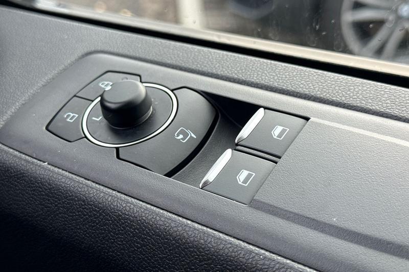 Used Ford Transit Custom 2025 for sale - 76568450: Photo 36