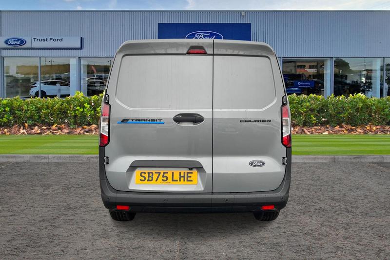 Used Ford Transit Courier 2025 for sale - 77763692: Photo 12
