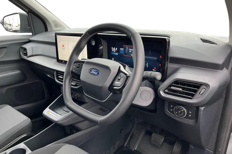 Used Ford Transit Courier 2025 for sale - 77763692: Photo 13