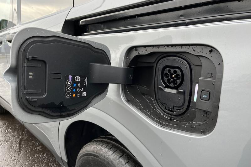 Used Ford Transit Courier 2025 for sale - 77763692: Photo 38