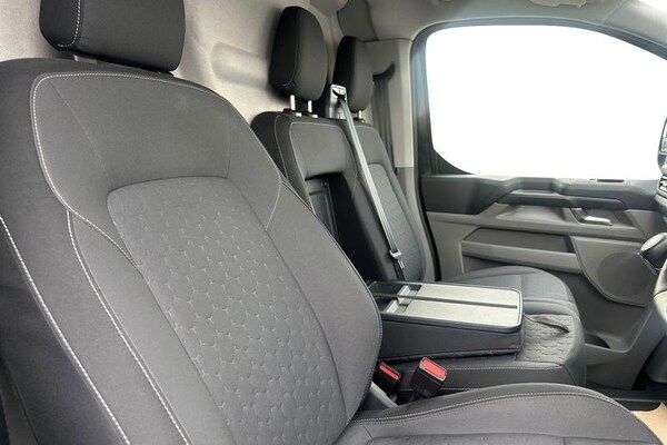 Used Ford Transit Custom 2024 for sale - 75039065: Photo 8