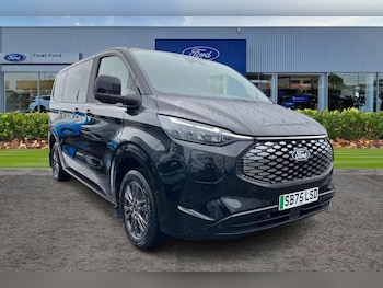 Used Ford Tourneo Custom 2025 for sale - 77679552: Photo