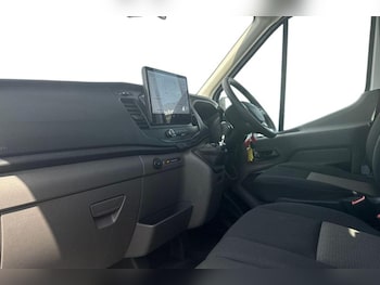 Used Ford Transit 2025 for sale - 79021502: Photo