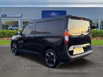 Used Ford Transit Courier 2025 for sale - 77061403: Photo