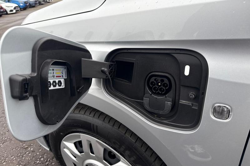 Used Ford Transit Connect 2025 for sale - 76394075: Photo 8