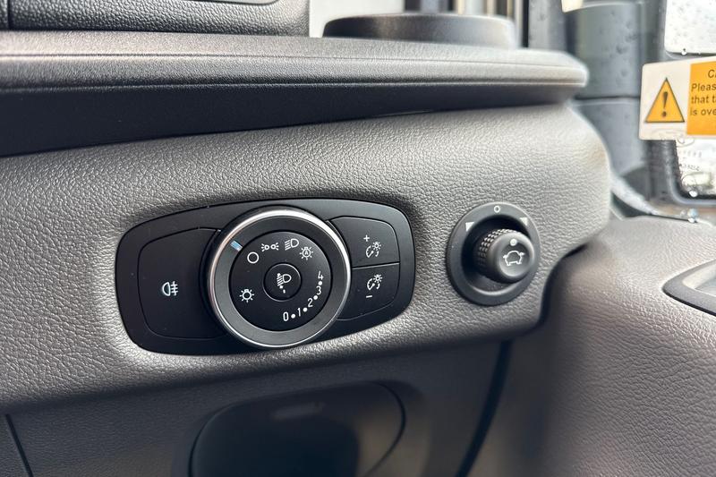 Used Ford Transit 2023 for sale - 76467632: Photo 27