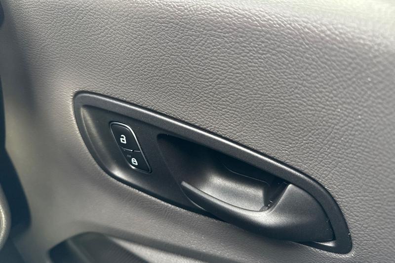 Used Ford Transit 2023 for sale - 76467632: Photo 28