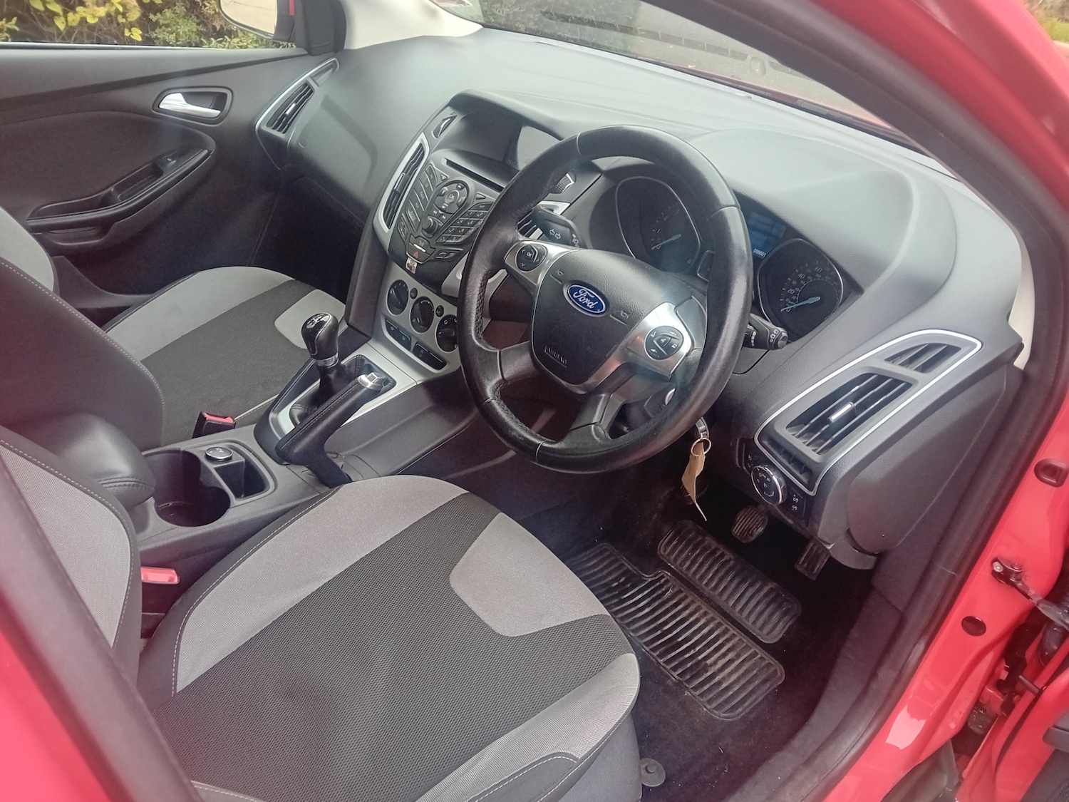 Used Ford Focus 2013 for sale - 76309704: Photo 3