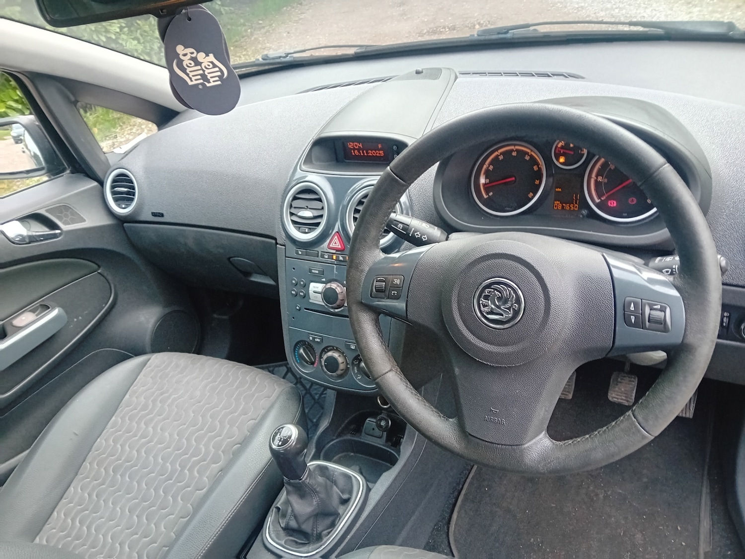 Used Vauxhall Corsa 2011 for sale - 76594757: Photo 17